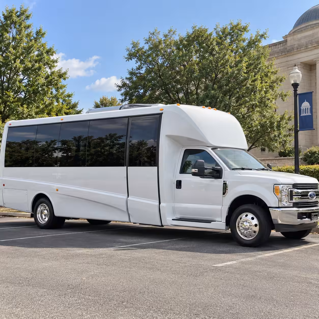 waterford minibus rentals to t f green airport in warwick